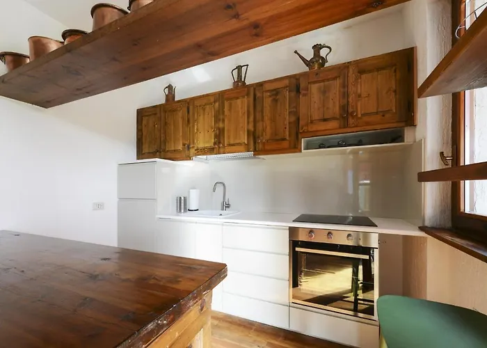 Il Larice D' Oro Sueglio